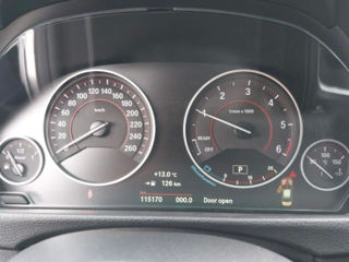 BMW 3 Series foto 7