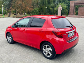 Toyota Yaris foto 4