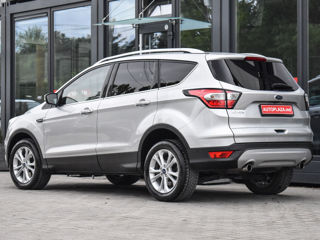 Ford Kuga foto 2