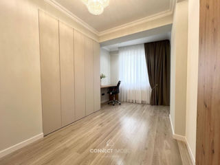 Apartament cu 3 camere, 76 m², Buiucani, Chișinău foto 8