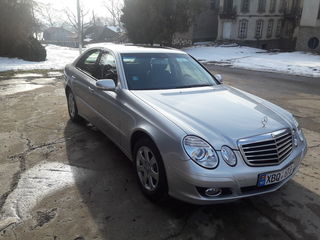 Mercedes E Class foto 1