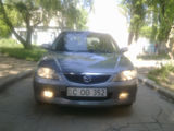 Mazda 323 foto 4