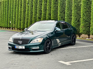 Mercedes S-Class