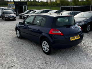 Renault Megane foto 4