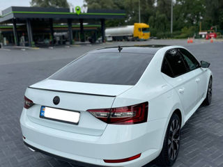 Skoda Superb foto 9