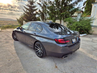 BMW 5 Series foto 3