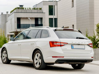 Skoda Superb foto 7