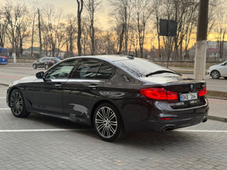 BMW 5 Series foto 2