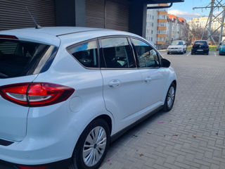 Ford C-Max foto 2