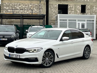 BMW 5 Series foto 2