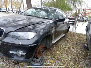 Dezmembrez bmw x6 foto 2