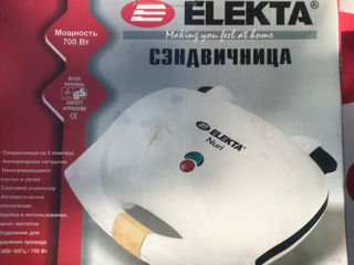 Бутербродница Elekta в идеальном состоянии