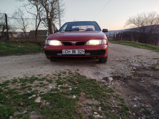 Nissan Almera foto 2