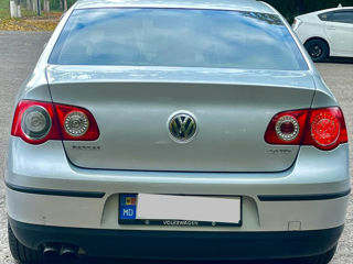 Volkswagen Passat foto 8