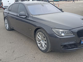 BMW 7 Series foto 2