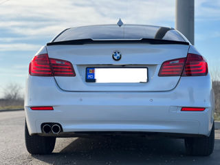 BMW 5 Series foto 3