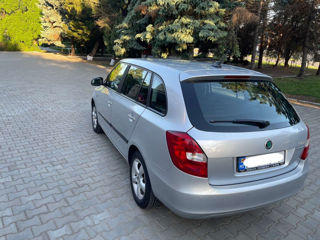 Skoda Fabia фото 3