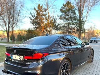 BMW 5 Series foto 6