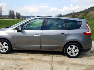 Renault Grand Scenic foto 7