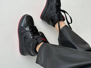 Nike Air Jordan 1 Retro High Patent Black/Red Unis3x foto 8