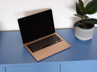 Apple MacBook Air Retina 13.3" Rose GOLD (256GB SSD, Intel Core i5 1,60 GHz, RAM 8 GB)