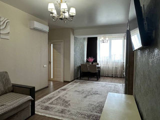 Apartament cu 2 camere, 70 m², Centru, Chișinău foto 7