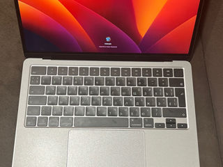 MacBook Air m2 512GB !!!Silver а чехле и защитной пленке