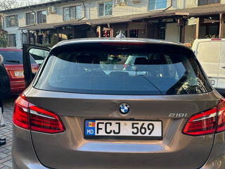 BMW 2 Series Active Tourer foto 2