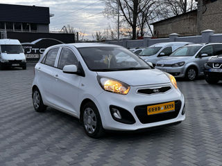 KIA Picanto foto 1