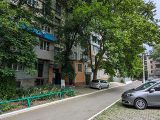O cameră, 24 m², Botanica, Chișinău foto 1