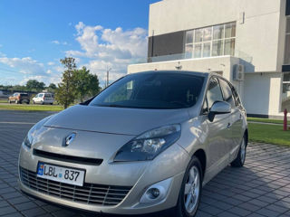 Renault Grand Scenic foto 3