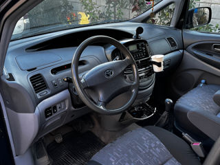 Toyota Previa foto 10