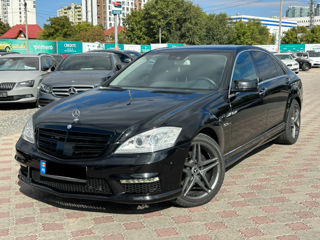 Mercedes S-Class