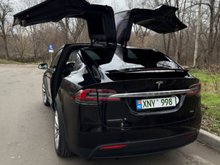 Tesla Model X foto 5