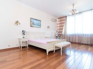Apartament cu 4 camere, reparație euro, Buiucani, 1300 € ! foto 4