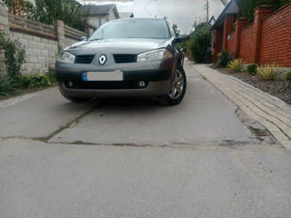 Renault Megane foto 1