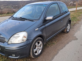 Toyota Yaris foto 3