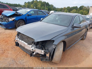 Mercedes C-Class foto 3