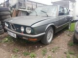 BMW 5 Series foto 1