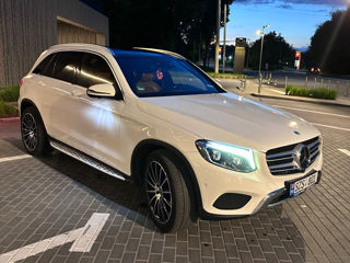 Mercedes GLC foto 7