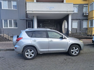 Toyota Rav 4 foto 7