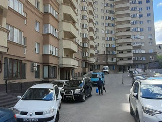 Apartament cu 3 camere, 97 m², Botanica, Chișinău foto 9