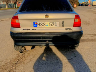 Opel Astra foto 4