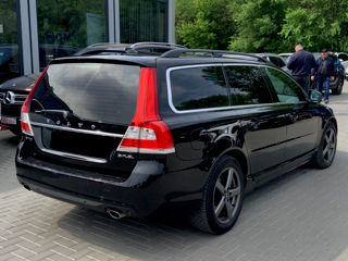 Volvo V70 foto 3