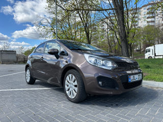 KIA Rio foto 1