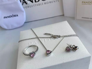 Pandora set