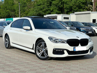 BMW 7 Series фото 5