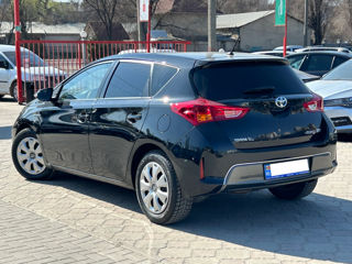 Toyota Auris foto 5