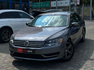 Volkswagen Passat foto 4