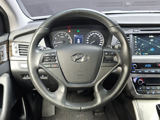 Hyundai Sonata foto 9